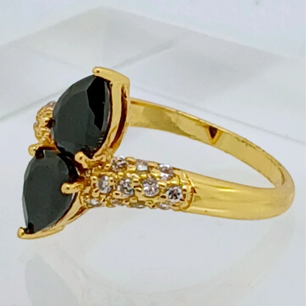 Vintage Gold Tone Bypass Black Pear Cut Pavé Sim Diamond CZ Accent Ring Size 7.5